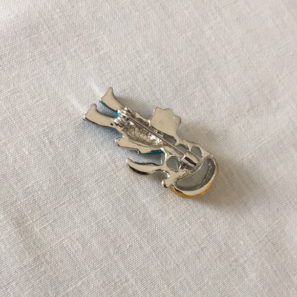 π50% OFF/3+...Nurse/Doctor Brooch - Picture 3 of 4